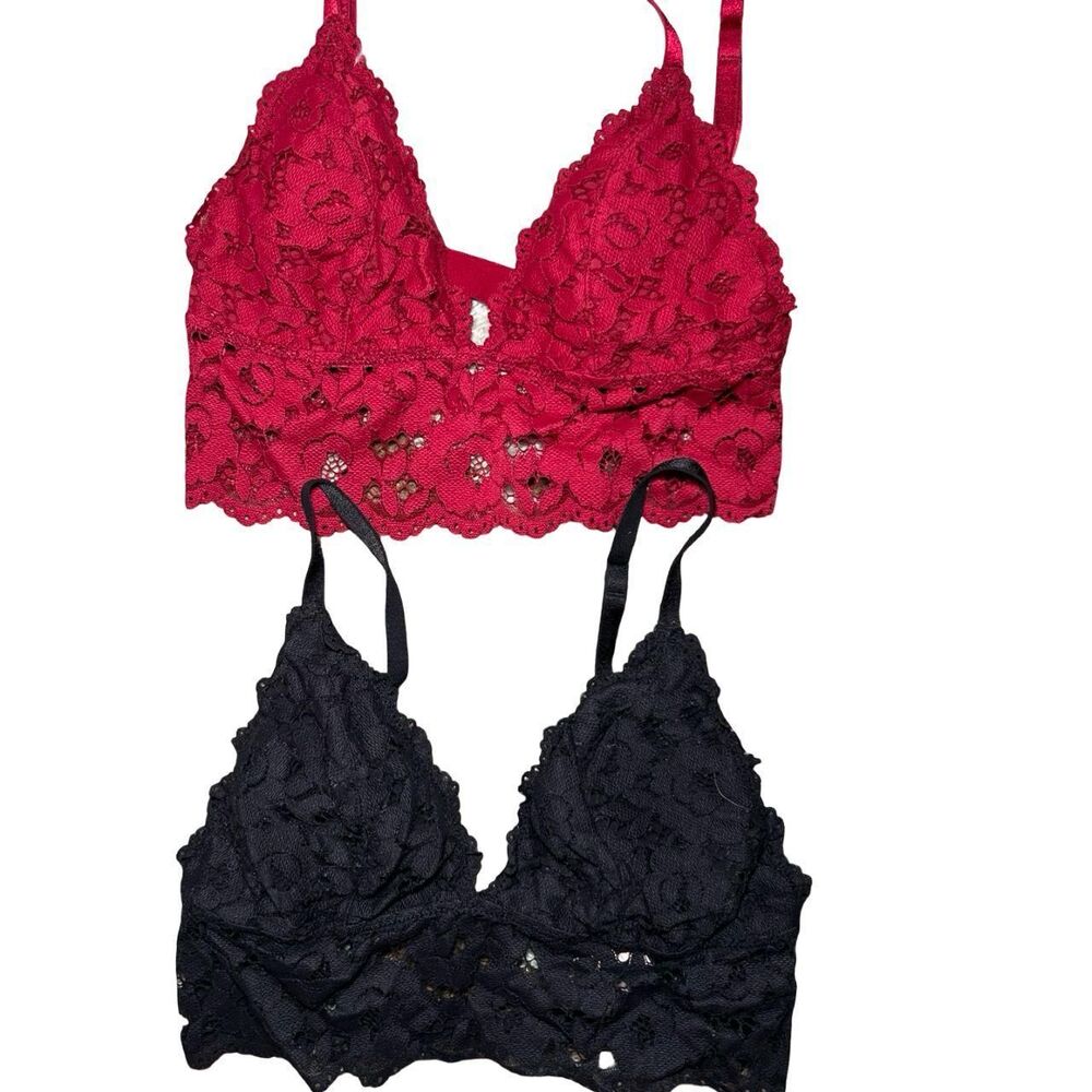 Women's Black and Red Bra